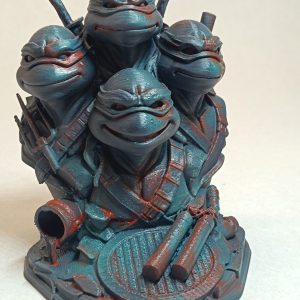 Diorama Tortues Ninja en impression 3D avec finition effet acier usé et brossé.