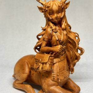 Figurine Femme-Cerf (Cerva) – Décoration Fantastique en Fibre Végétale